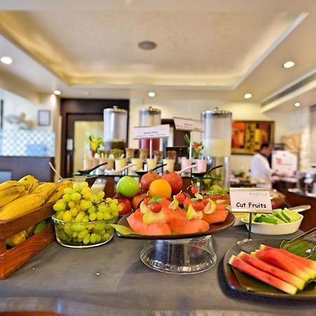 Hotel Surya Plaza Kota  Esterno foto