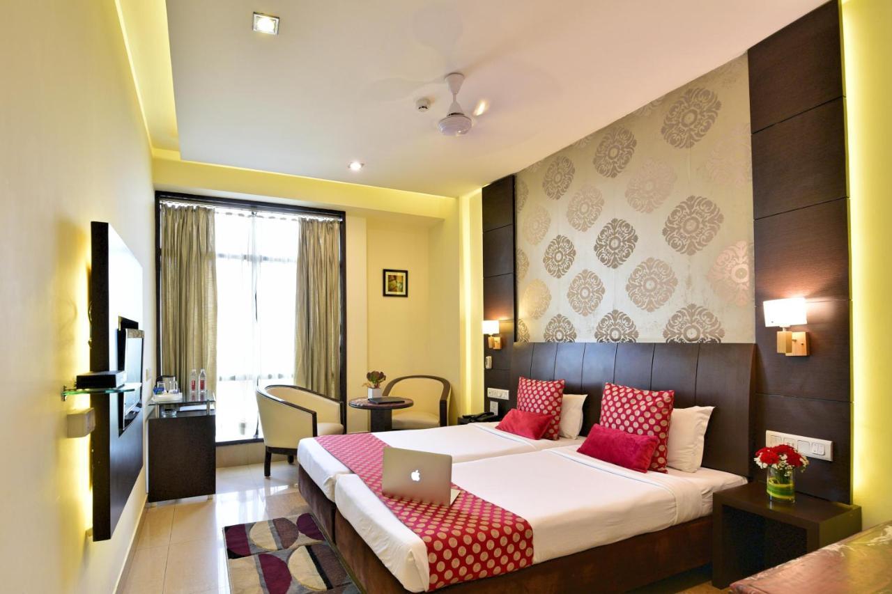 Hotel Surya Plaza Kota  Esterno foto