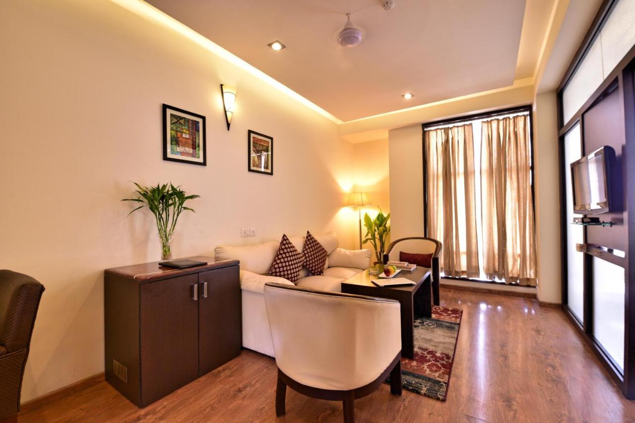 Hotel Surya Plaza Kota  Esterno foto