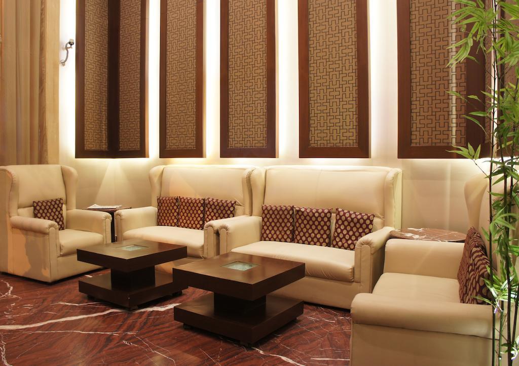 Hotel Surya Plaza Kota  Esterno foto